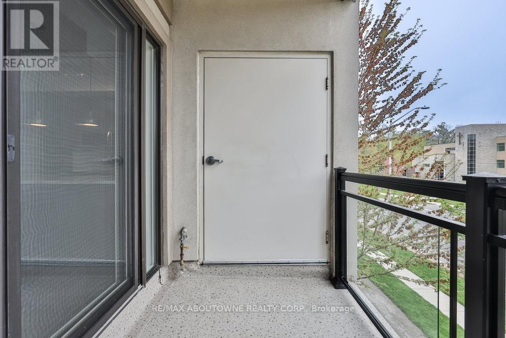 207 - 128 GARDEN DRIVE Image 20