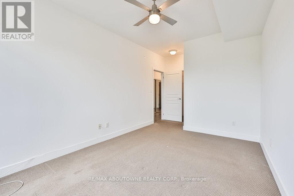 207 - 128 GARDEN DRIVE Image 25