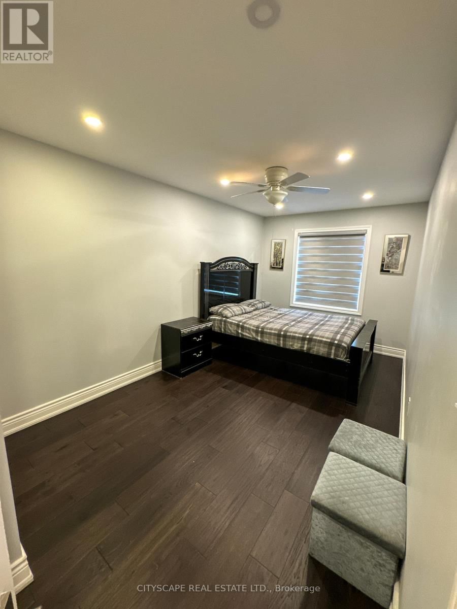 4712 COLOMBO CRESCENT Image 23