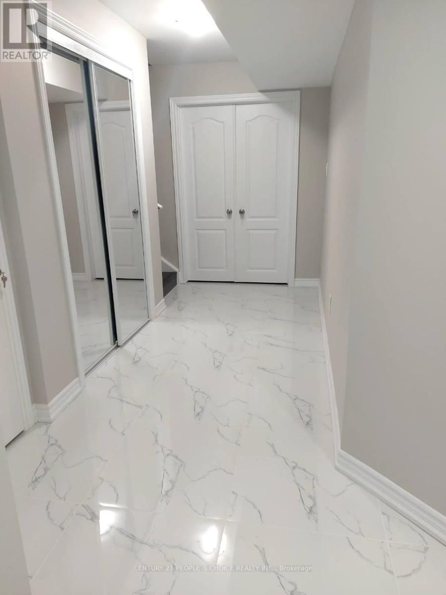 92 YARDLEY CRESCENT Image 4