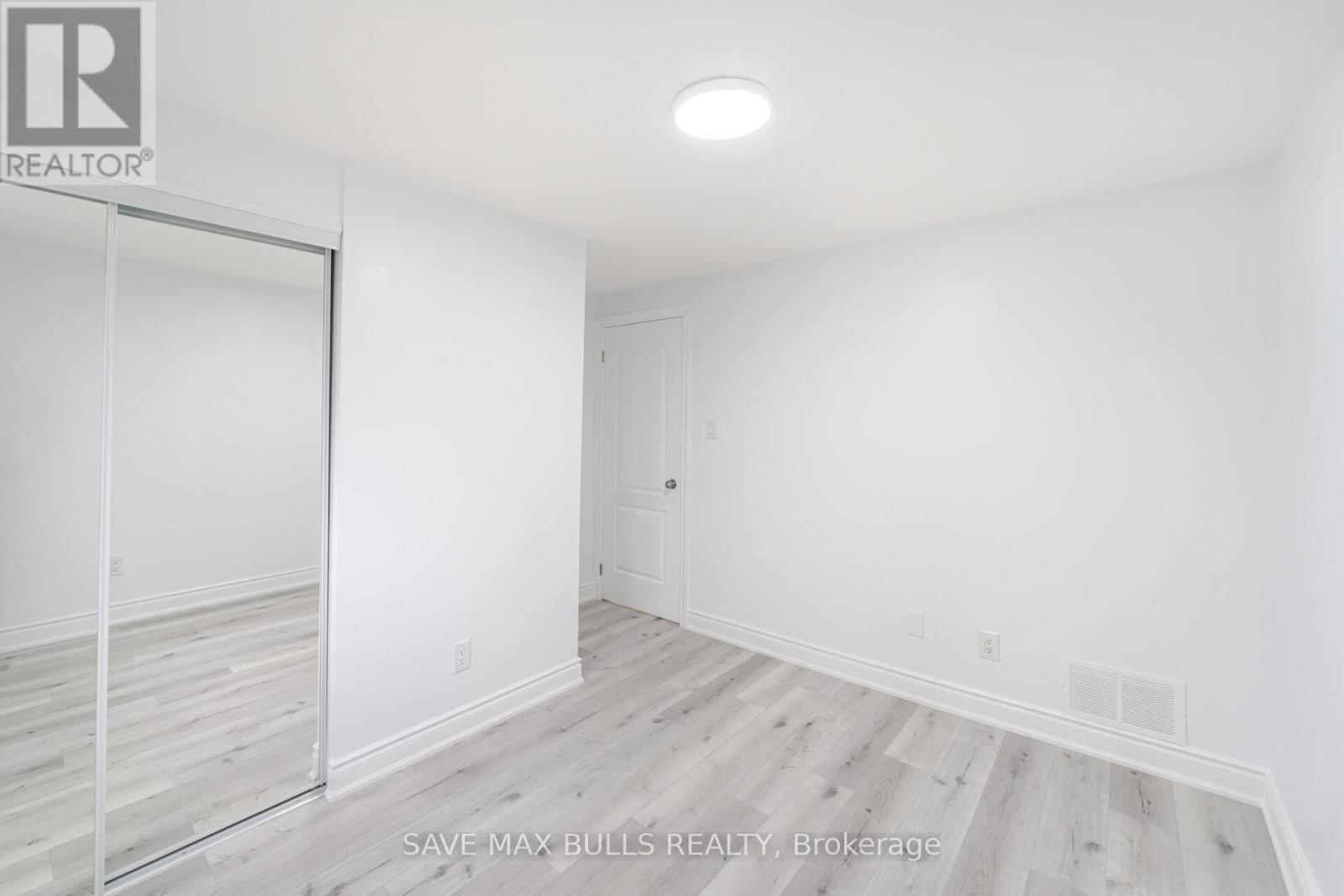 41 GLENMORE CRESCENT Image 26