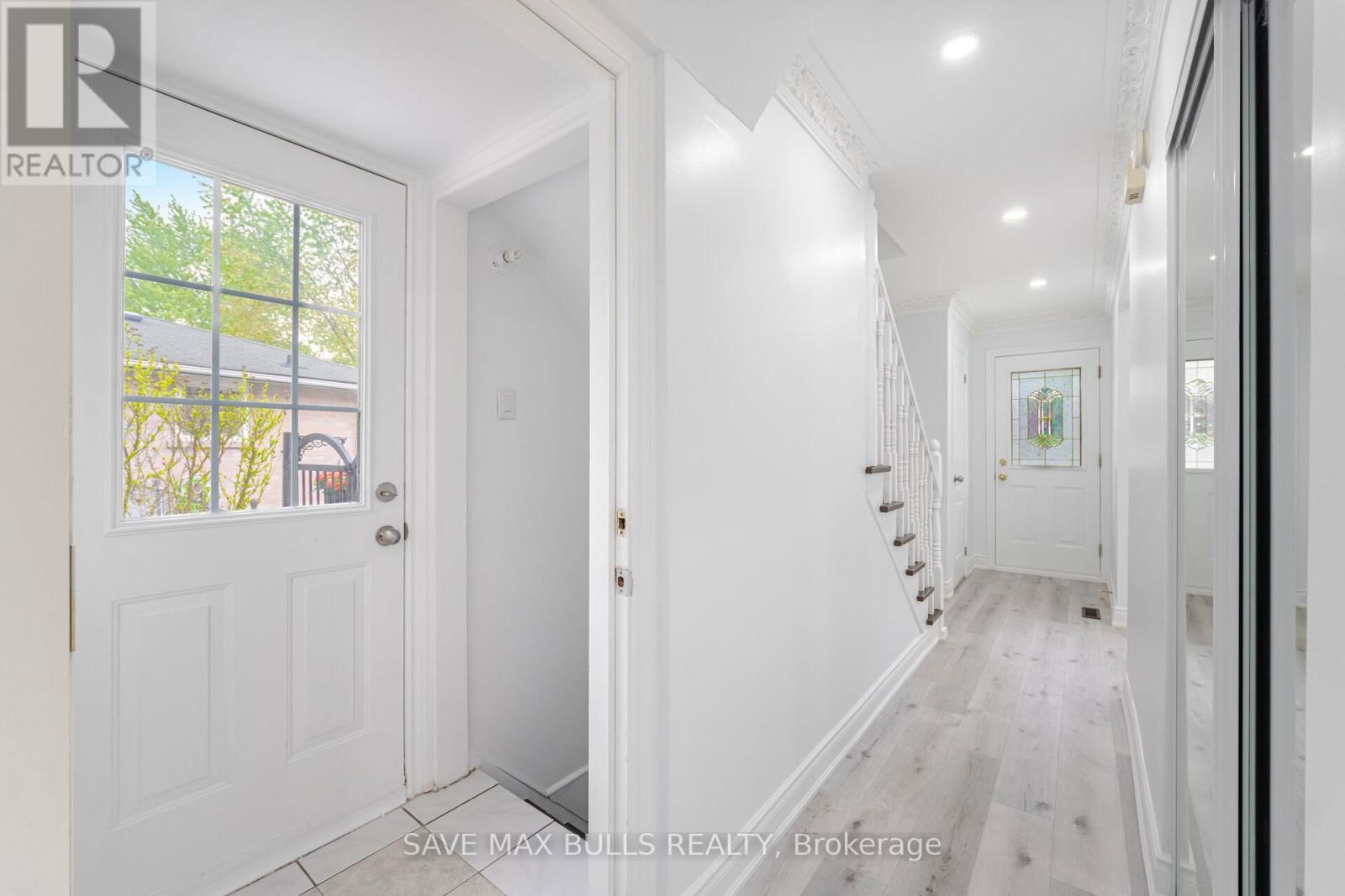 41 GLENMORE CRESCENT Image 32