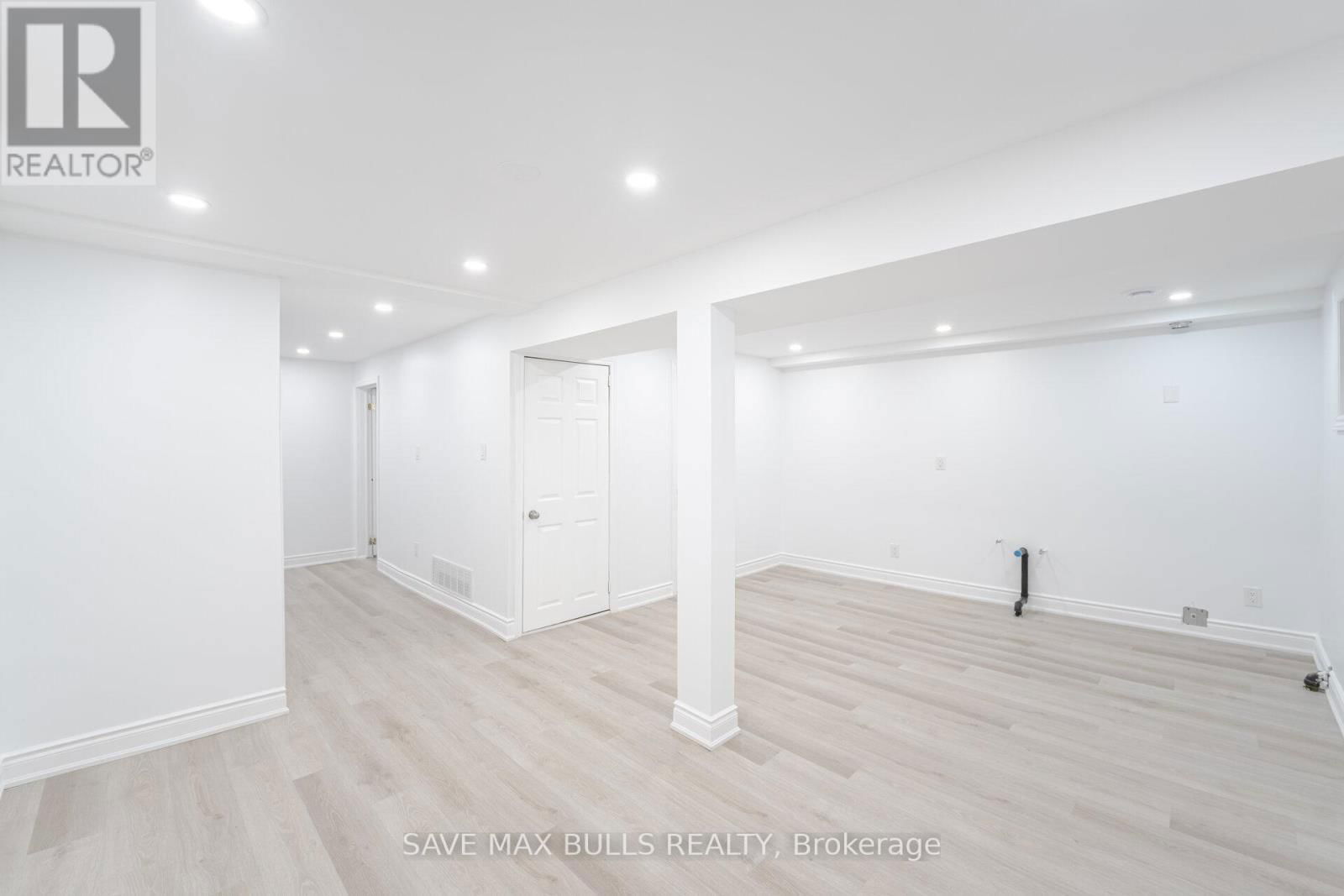 41 GLENMORE CRESCENT Image 35