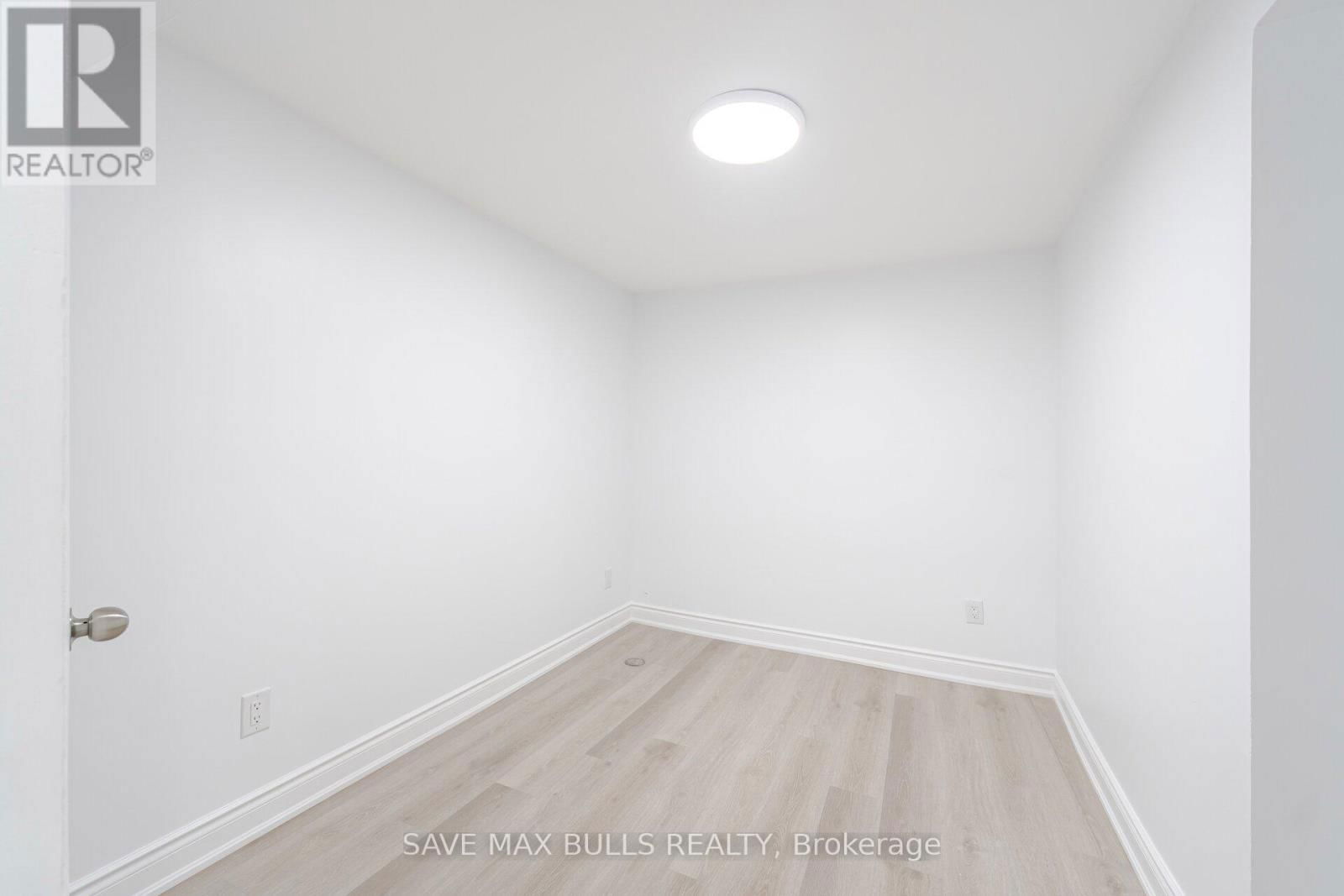 41 GLENMORE CRESCENT Image 37