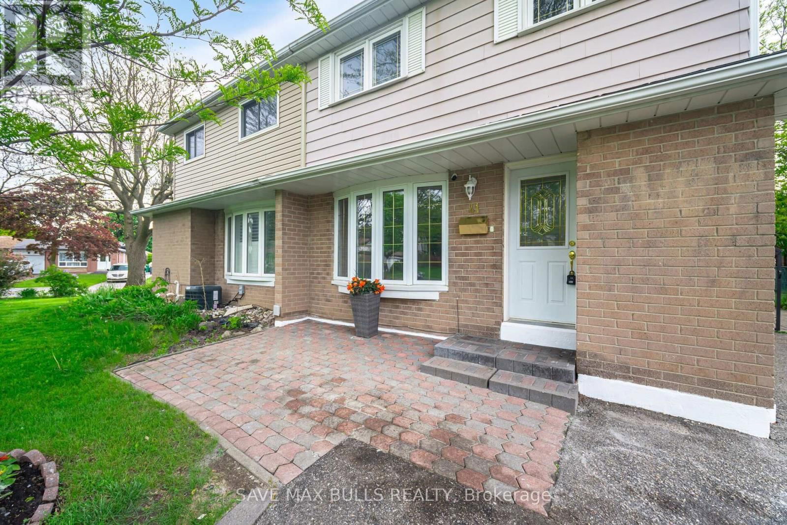 41 GLENMORE CRESCENT Image 4