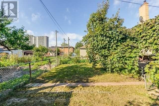 91 PAMILLE PLACE Image 16