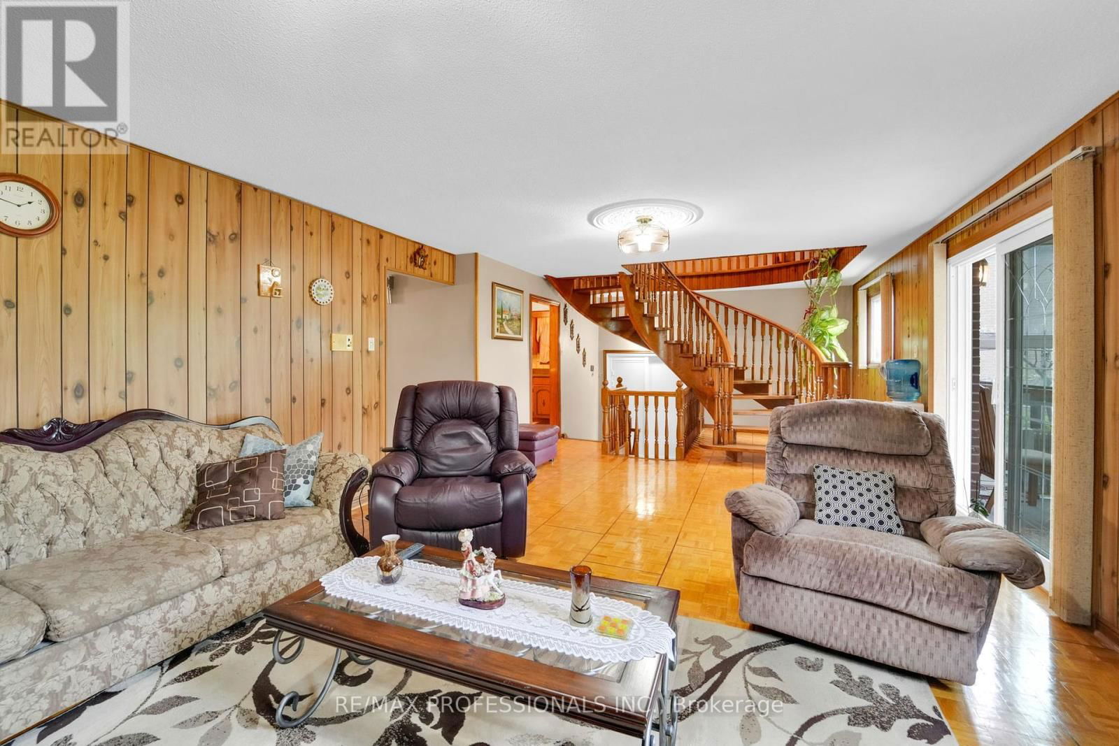 65 STRATHBURN BOULEVARD Image 11