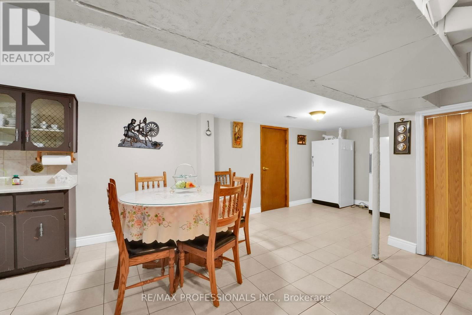 65 STRATHBURN BOULEVARD Image 26