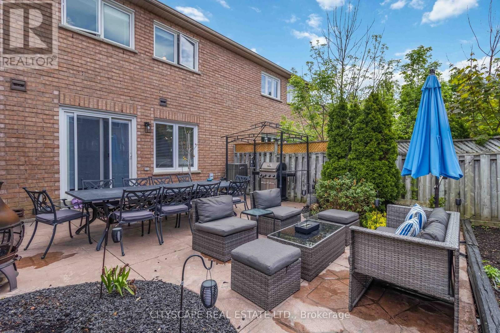 58 HANTON CRESCENT Image 38