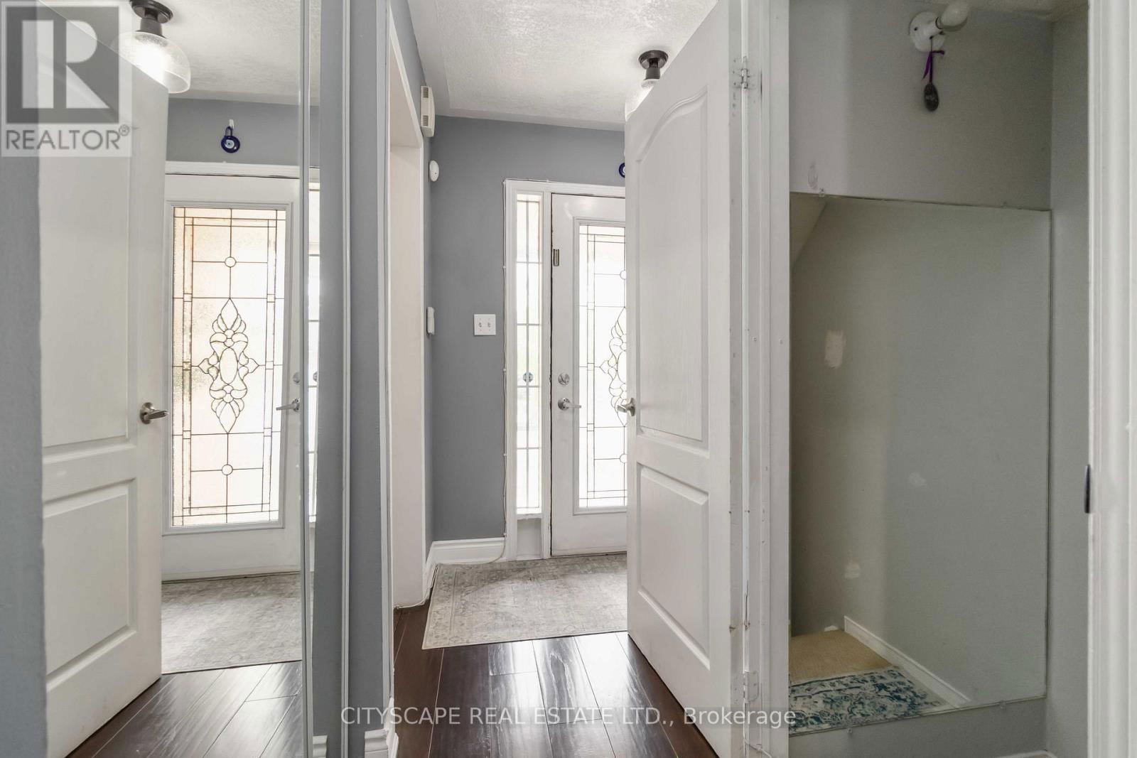 58 HANTON CRESCENT Image 4