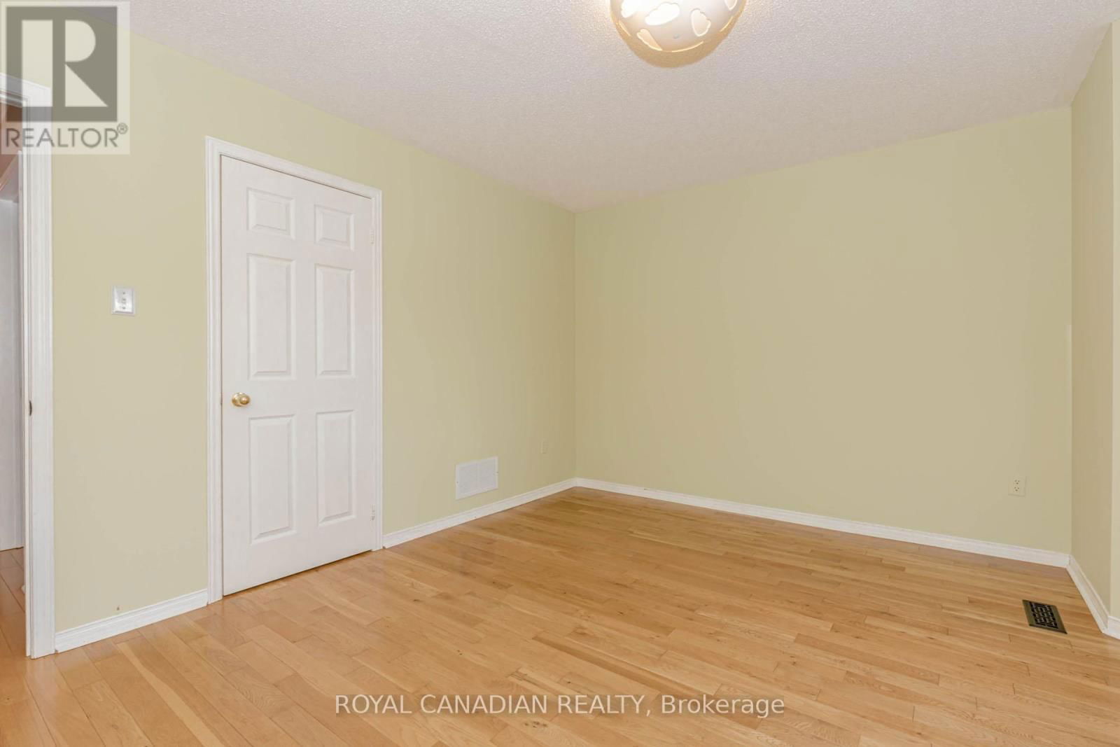 3940 HAZELRIDGE ROAD Image 37