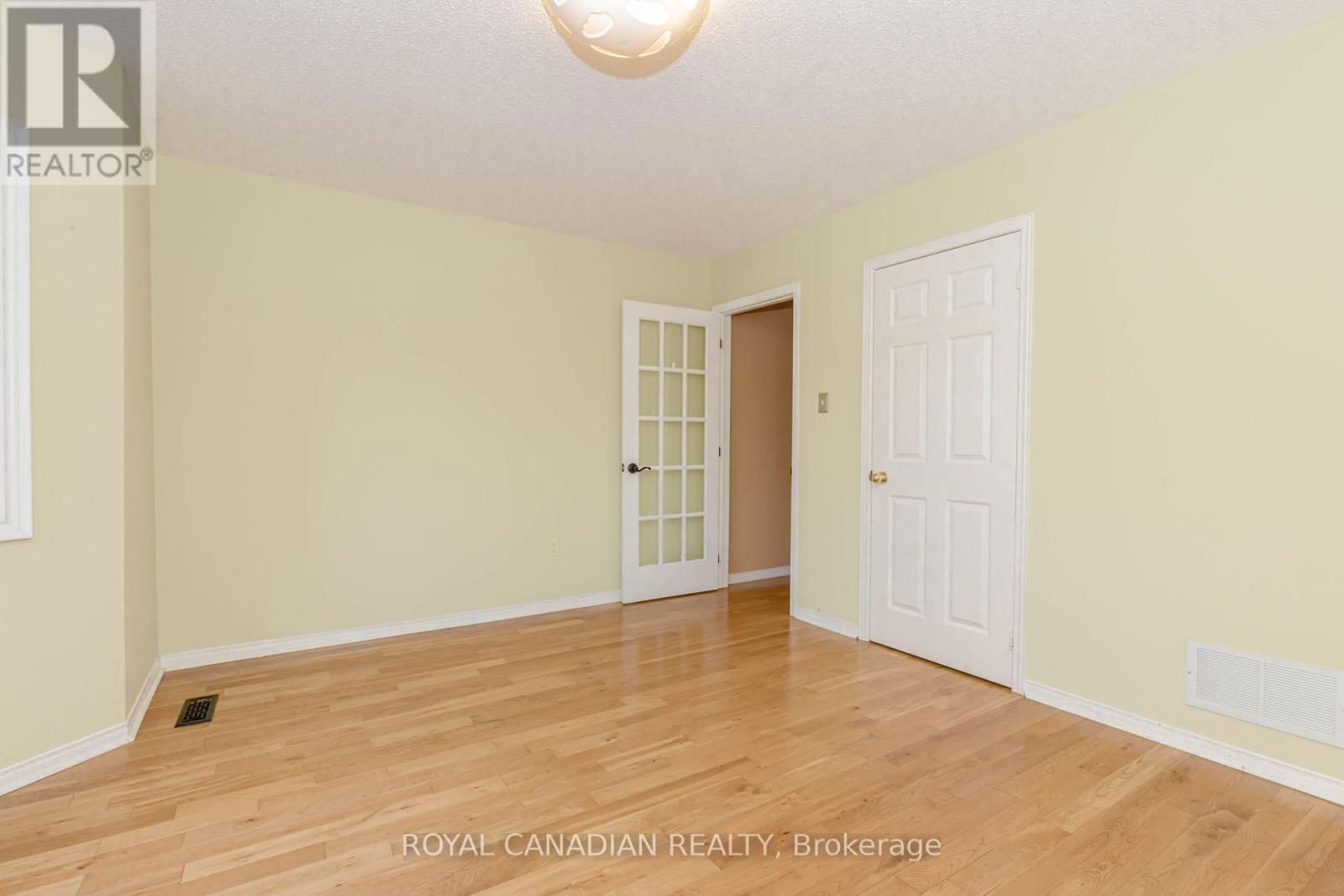 3940 HAZELRIDGE ROAD Image 38