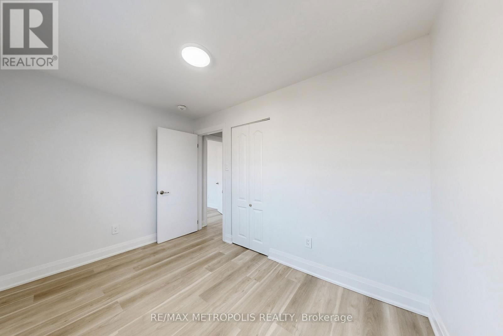 #2 UPPER - 85 PRIMULA CRESCENT Image 12
