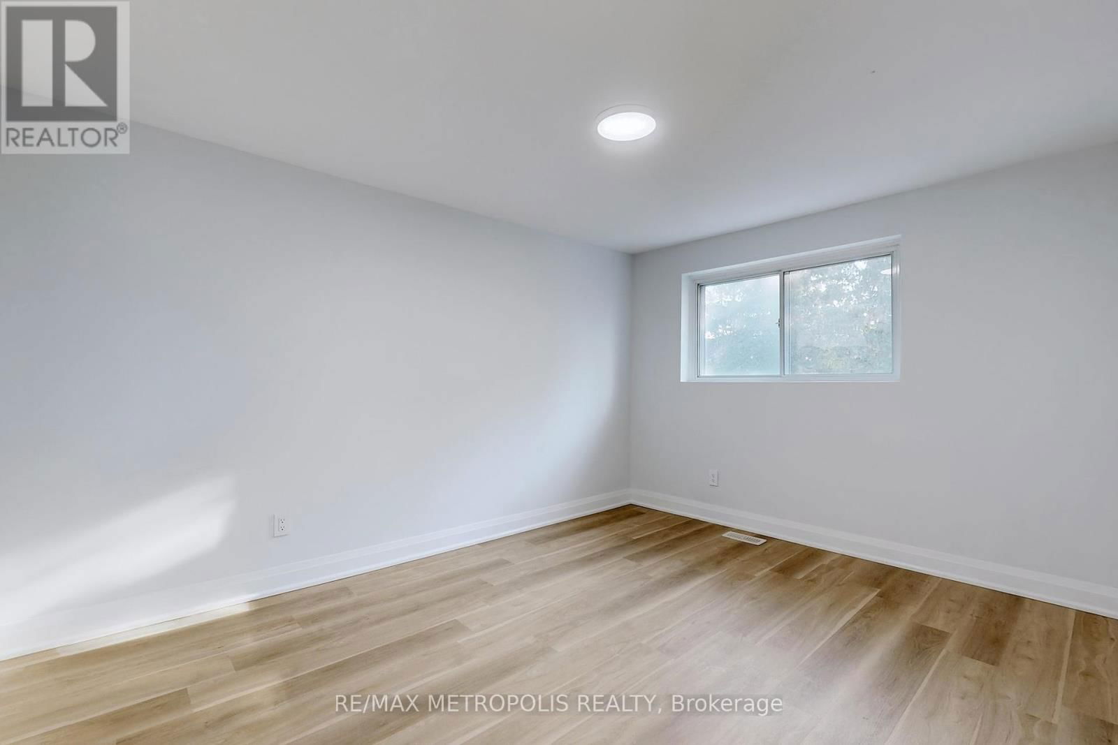 #2 UPPER - 85 PRIMULA CRESCENT Image 7