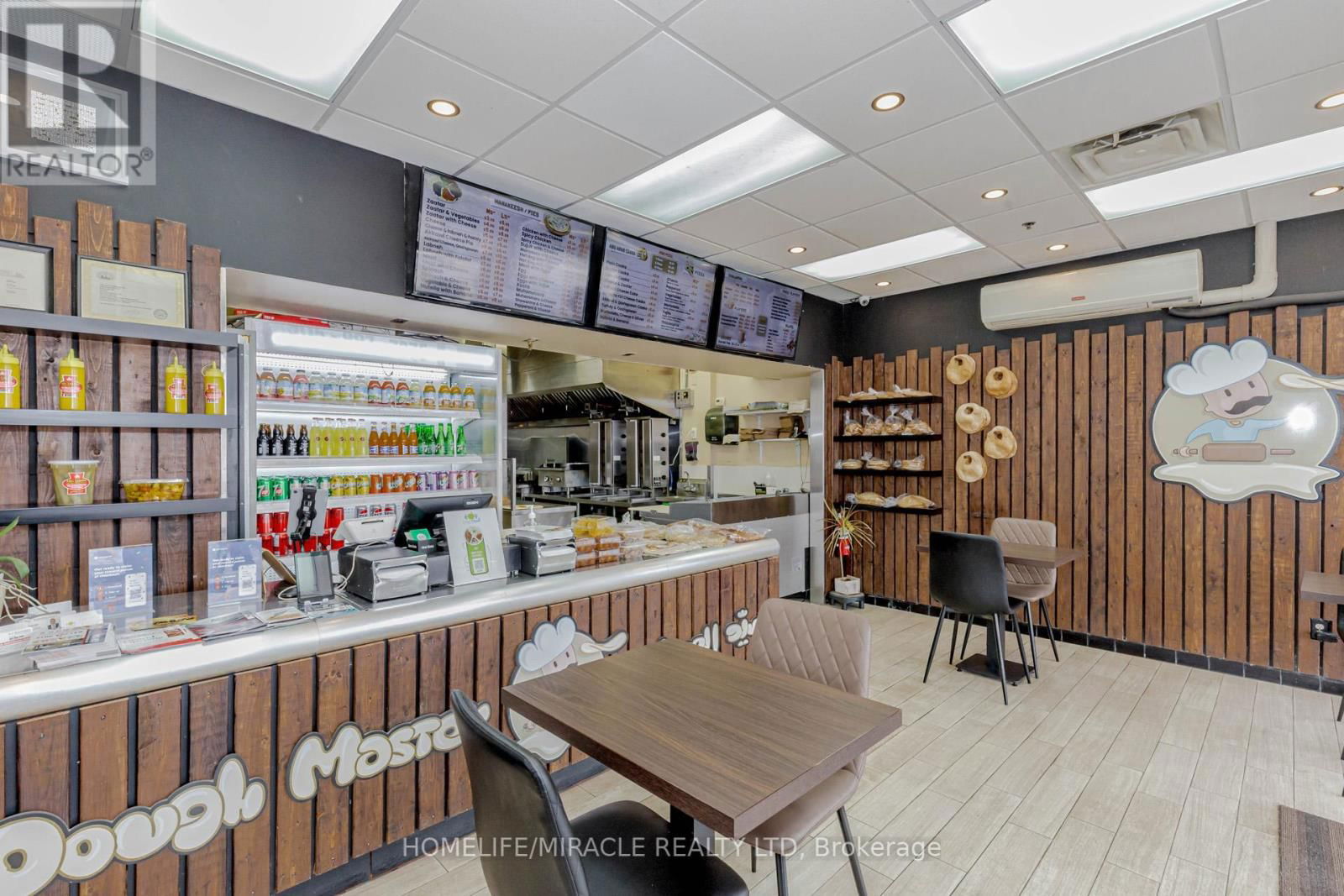 23 - 128 QUEEN STREET SOUTH Image 18