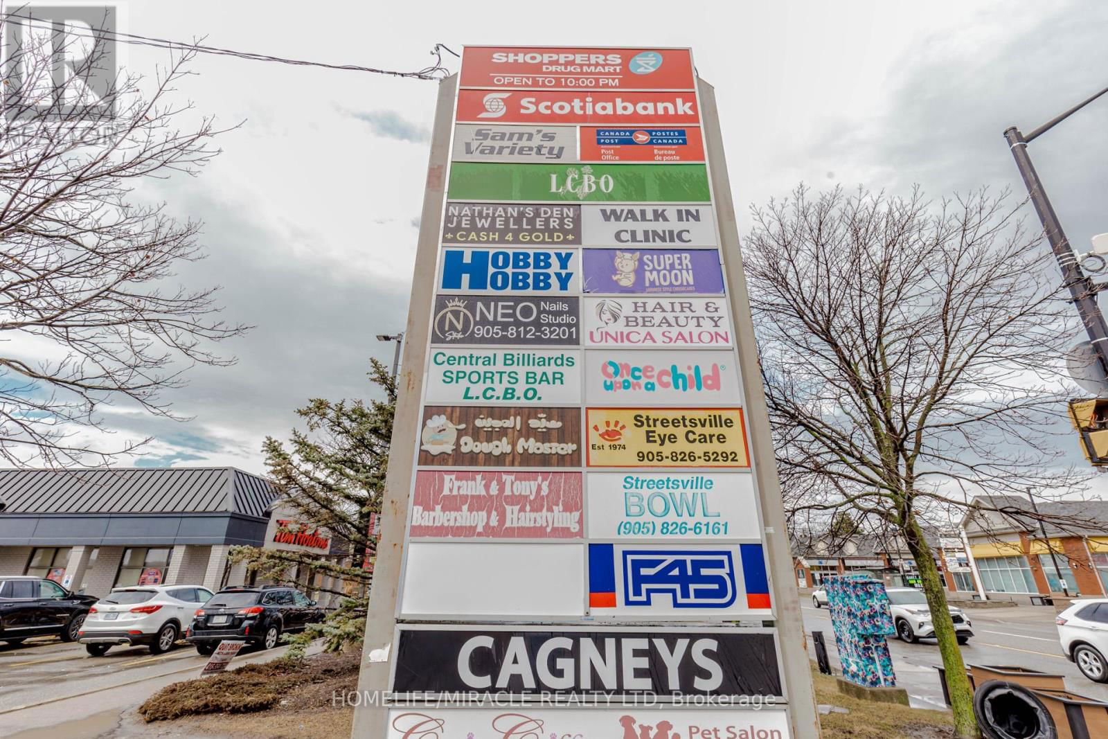 23 - 128 QUEEN STREET SOUTH Image 2