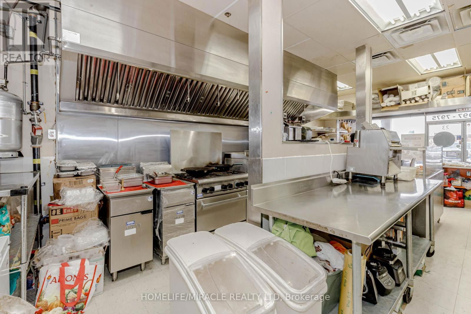 23 - 128 QUEEN STREET SOUTH Image 29