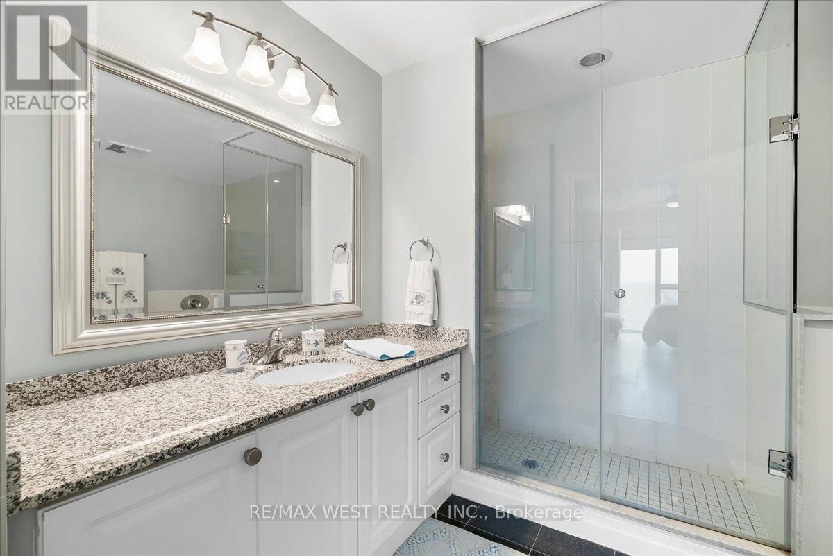 310 - 58 MARINE PARADE DRIVE Image 15