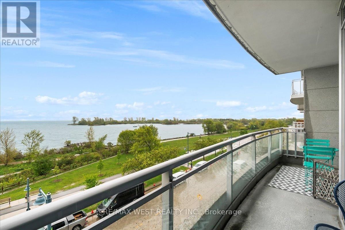 310 - 58 MARINE PARADE DRIVE Image 23