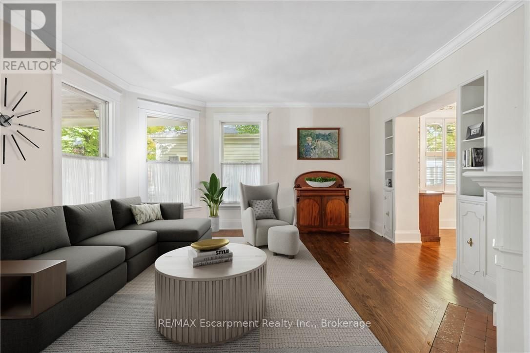 302 WILLIAM STREET Image 8