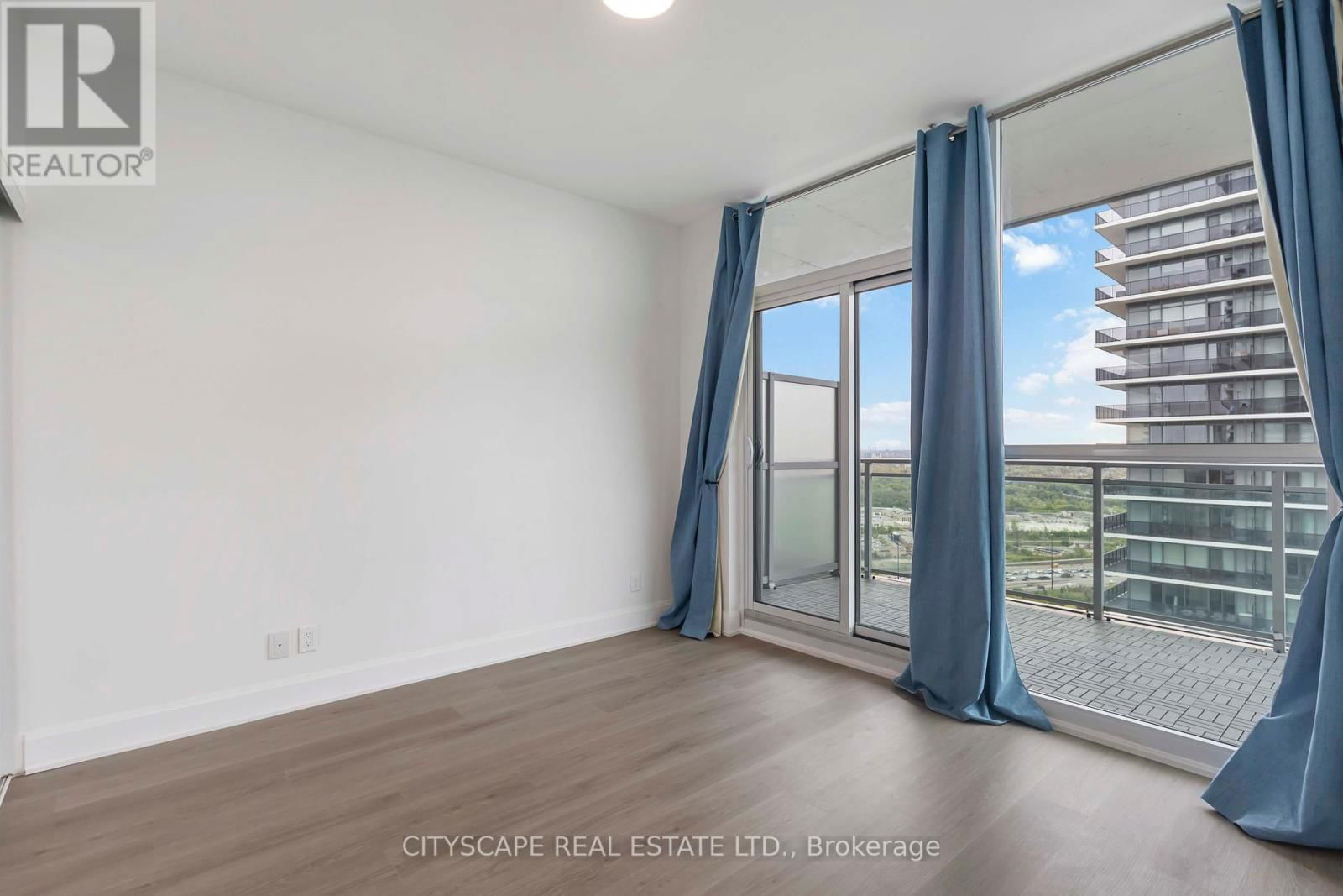 3405 - 33 SHORE BREEZE DRIVE Image 22