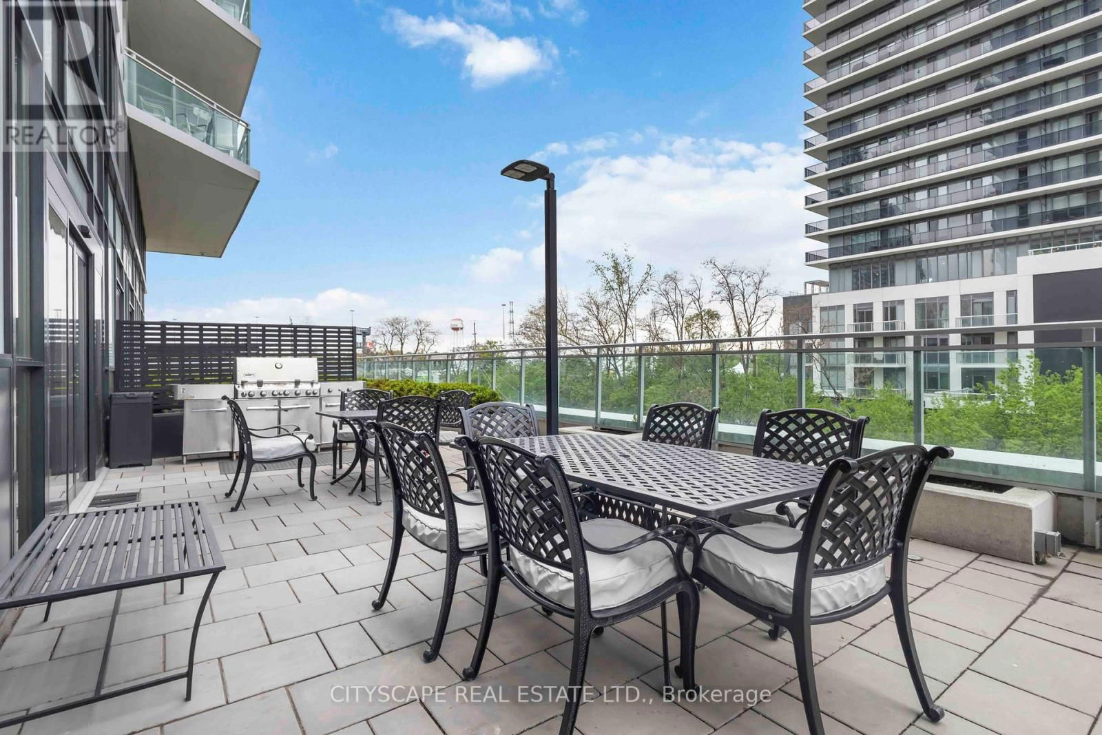 3405 - 33 SHORE BREEZE DRIVE Image 27