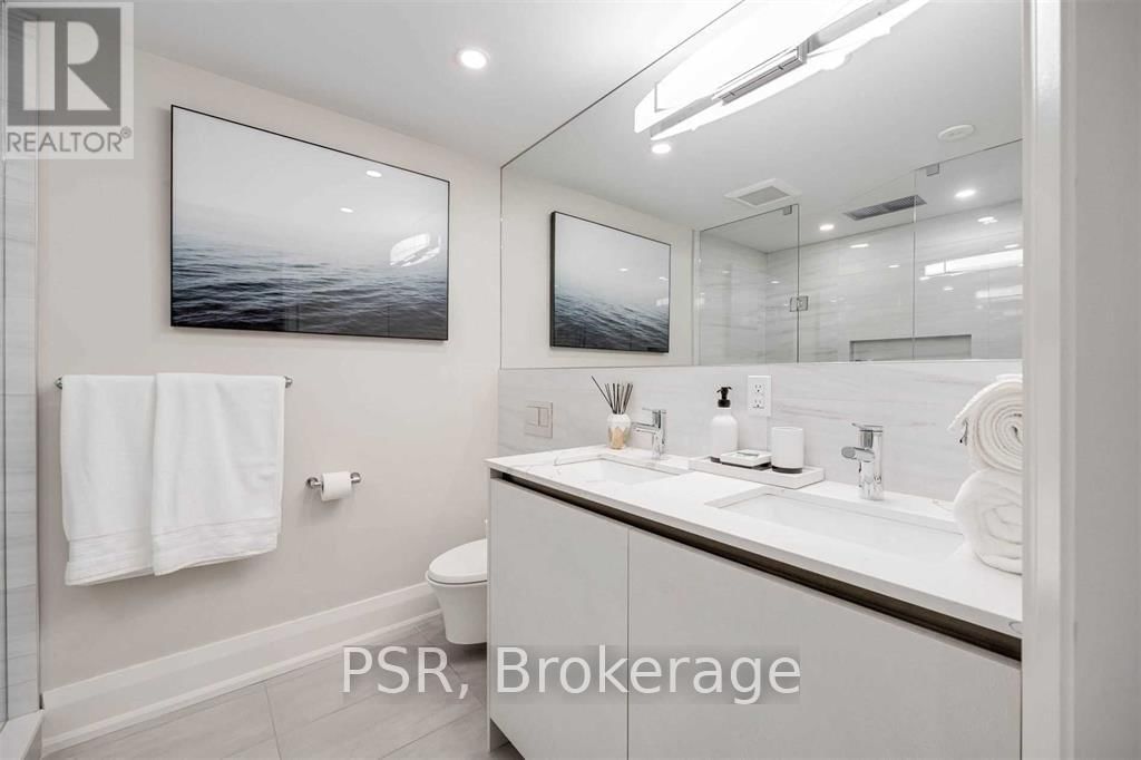 2 - 207 PERTH AVENUE Image 15