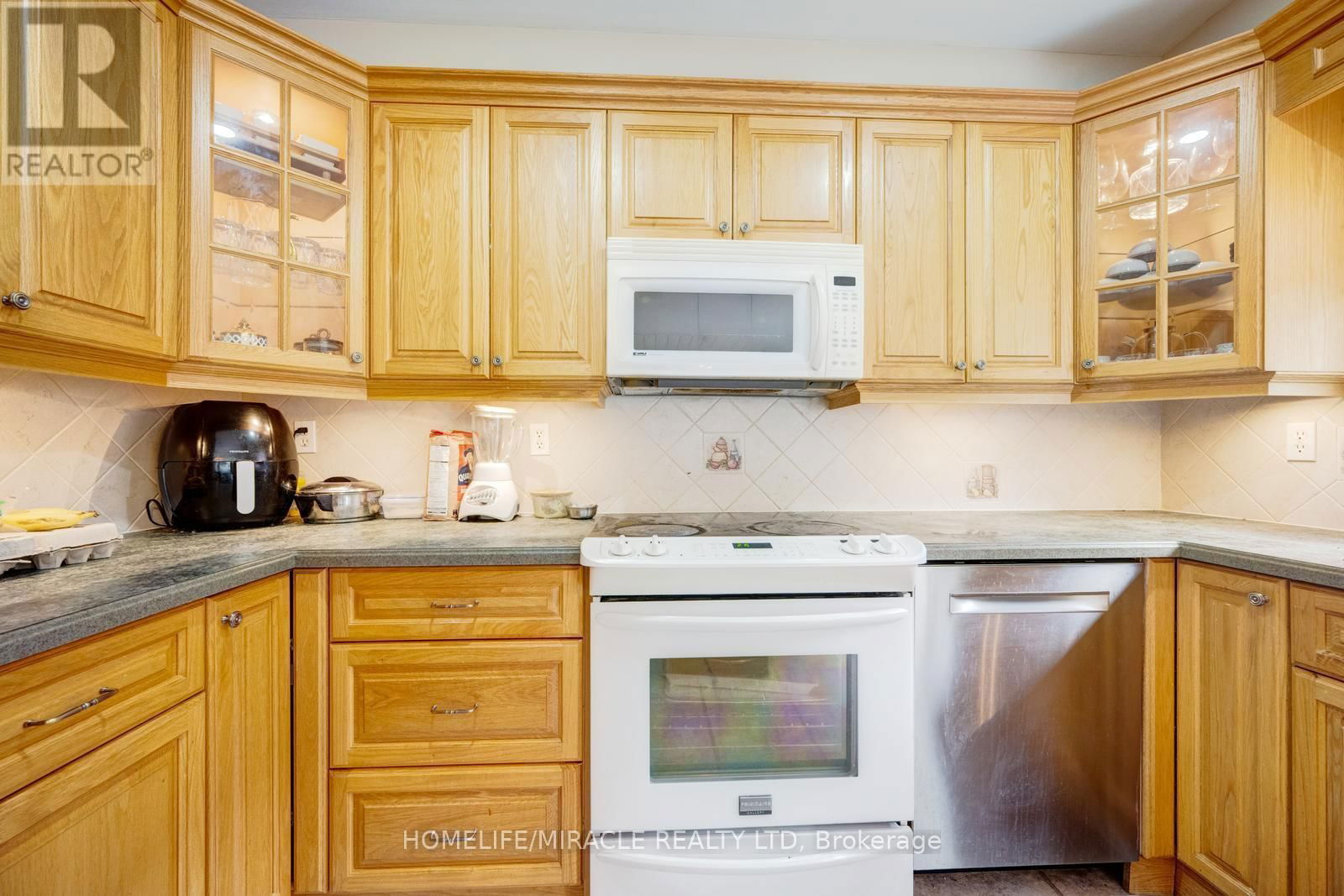 309 CONESTOGA DRIVE Image 15