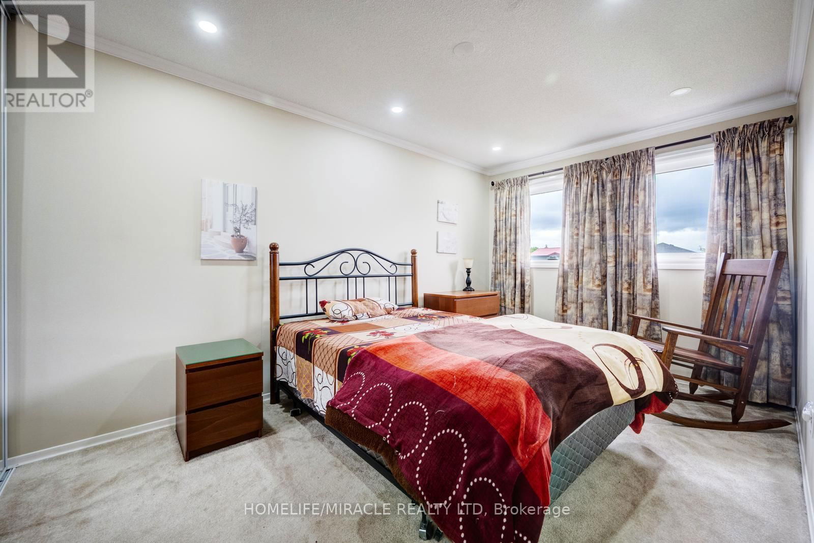 309 CONESTOGA DRIVE Image 28