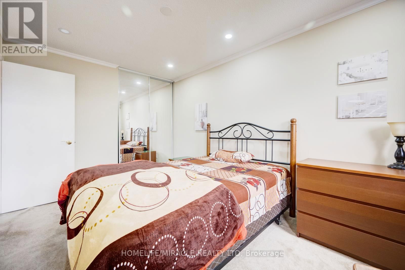 309 CONESTOGA DRIVE Image 29