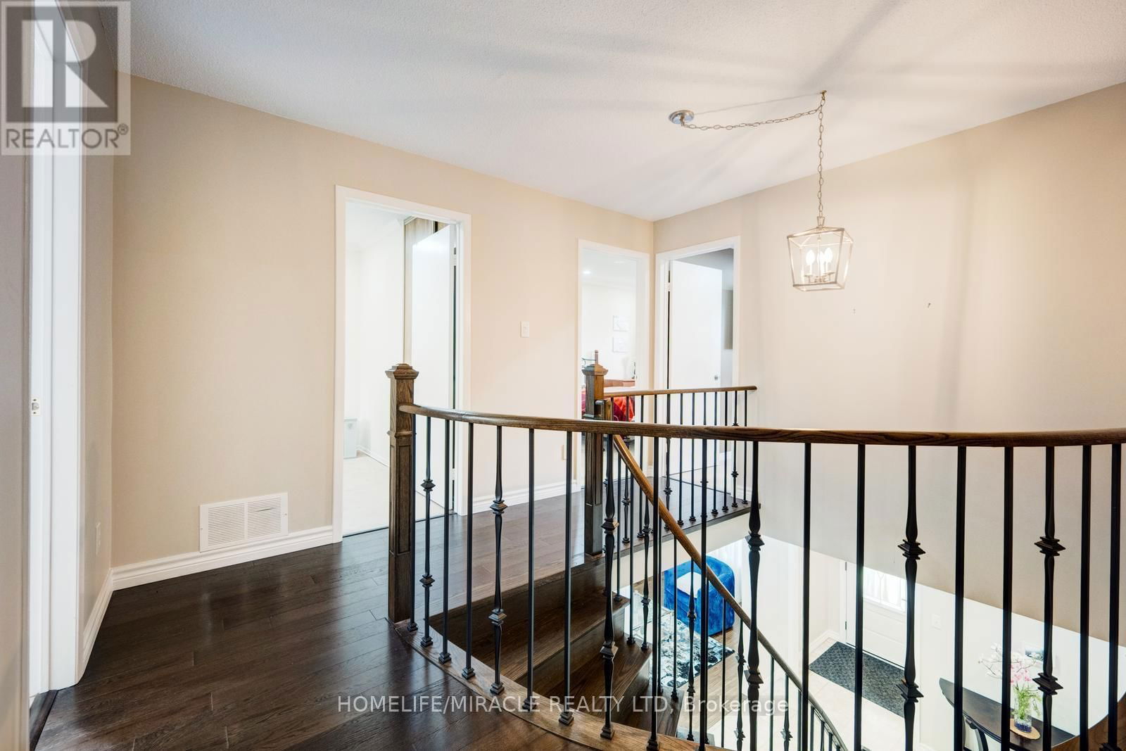 309 CONESTOGA DRIVE Image 35