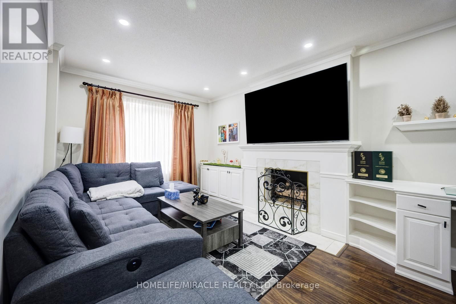 309 CONESTOGA DRIVE Image 9