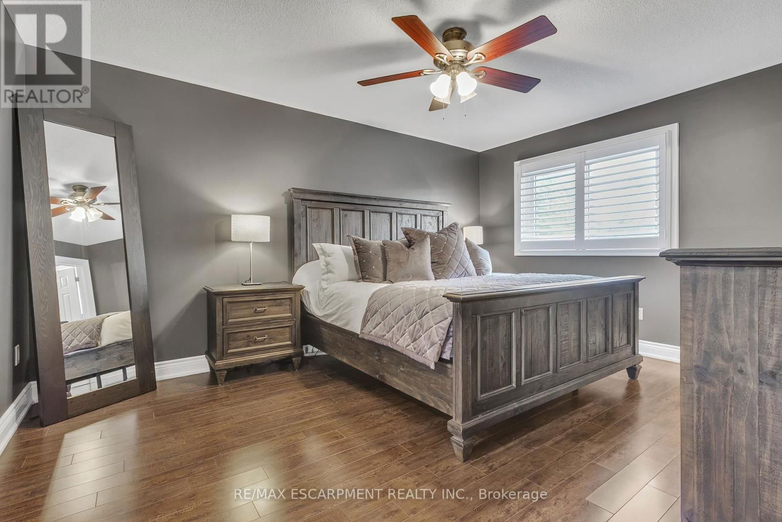 5118 TREE COURT Image 14