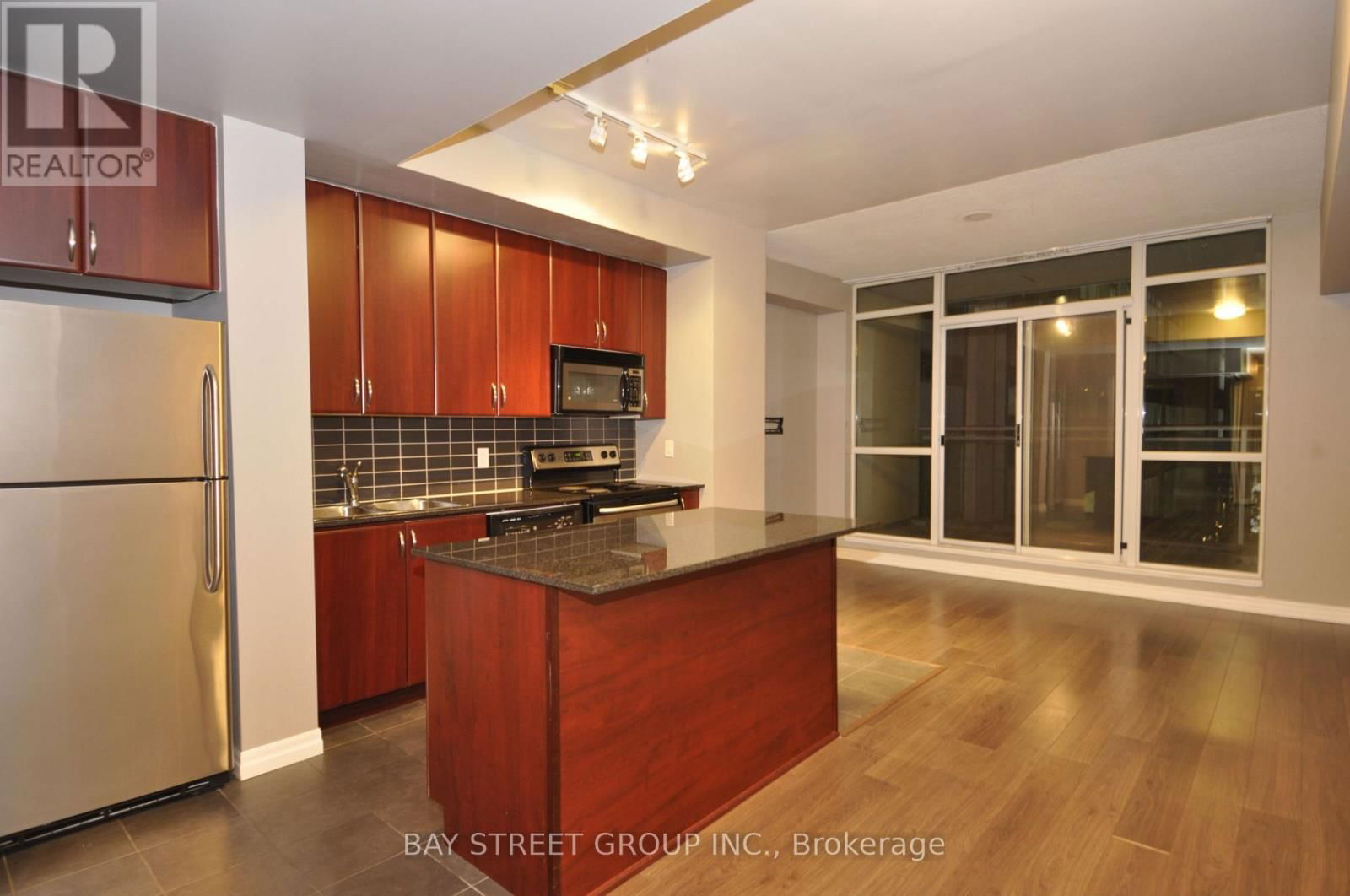 201 - 225 WEBB DRIVE Image 2