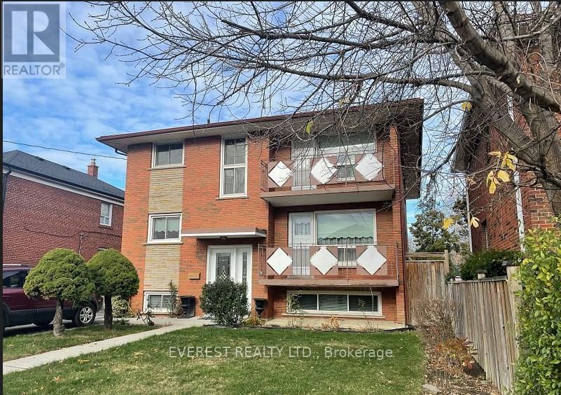66 EVANS AVENUE Image 10