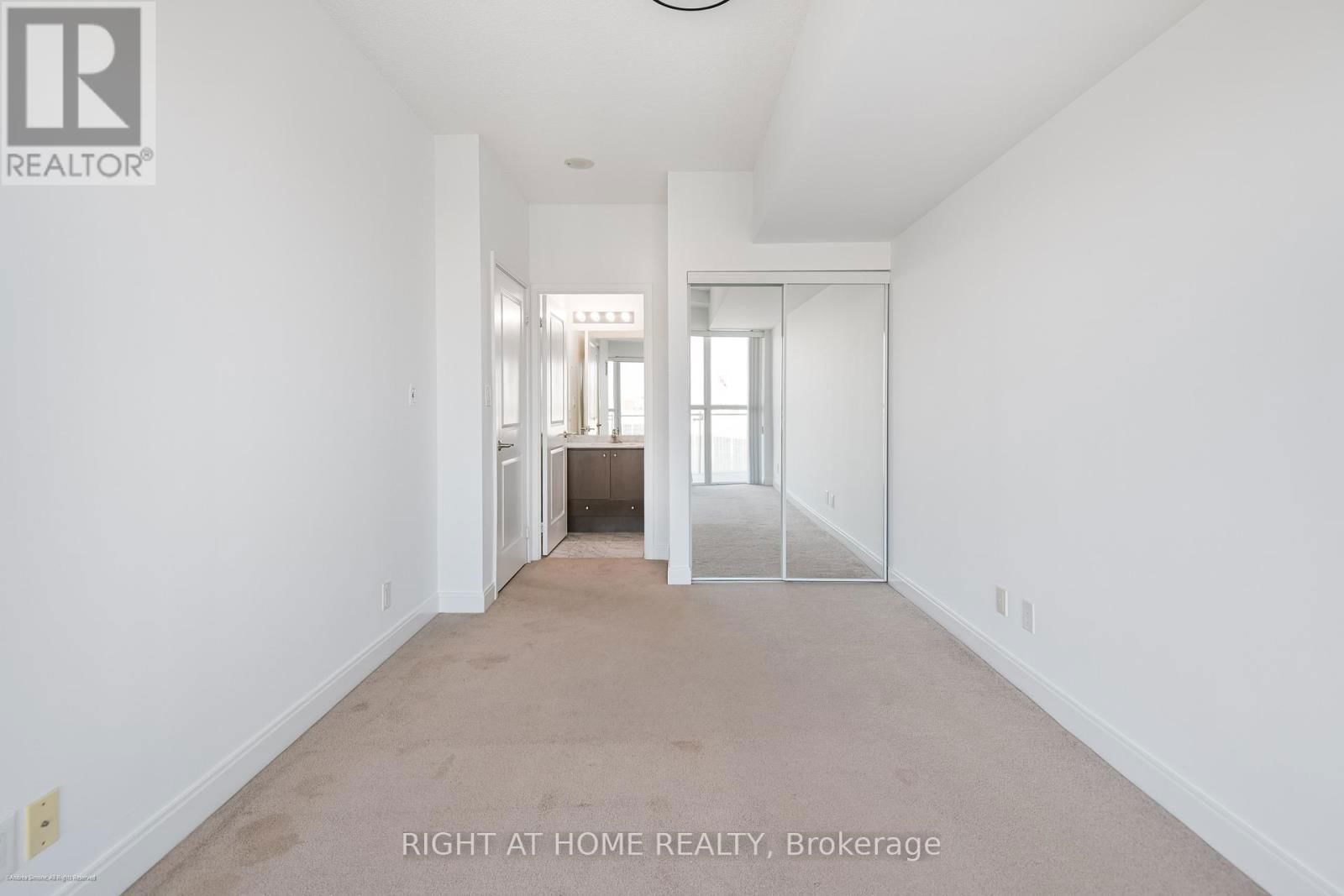 2401 - 50 ABSOLUTE AVENUE Image 11