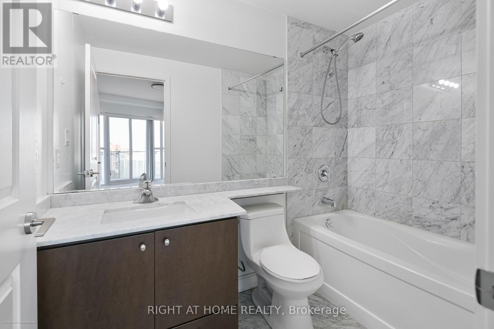 2401 - 50 ABSOLUTE AVENUE Image 12