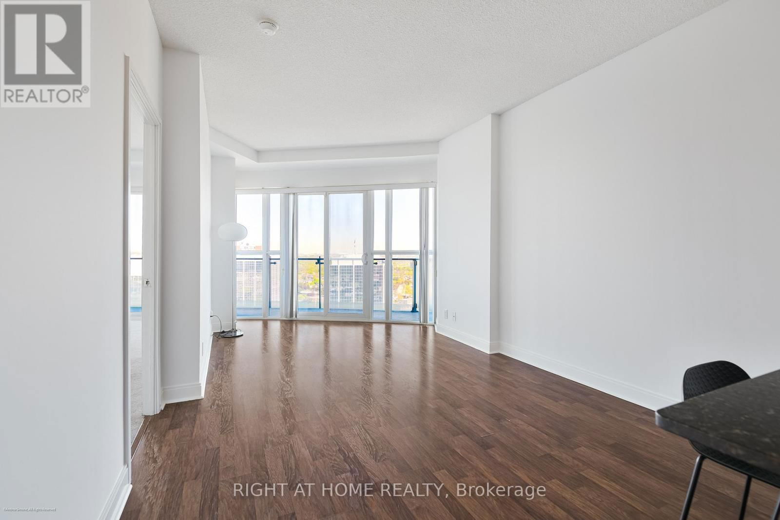 2401 - 50 ABSOLUTE AVENUE Image 6