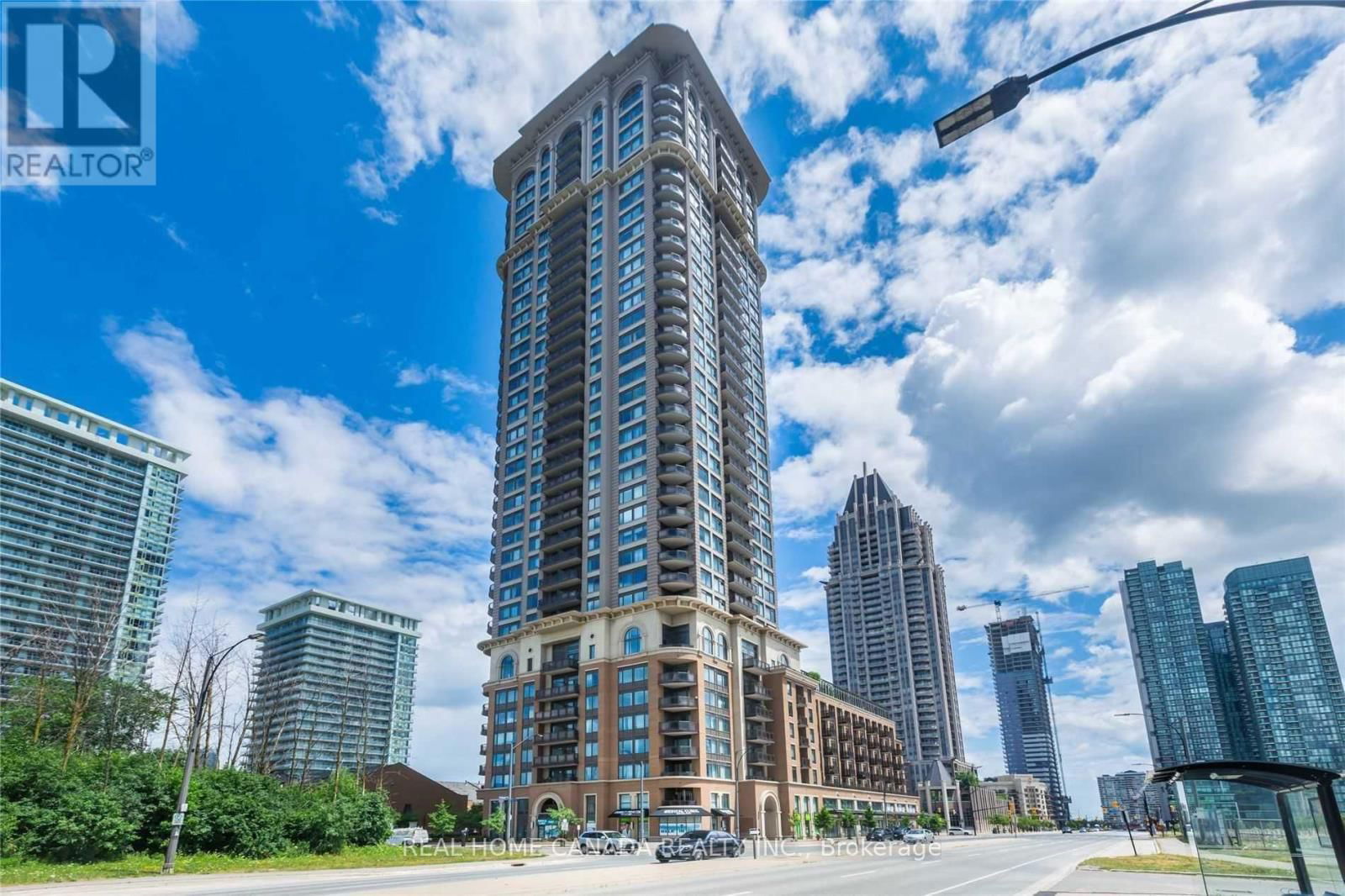 1305 - 385 PRINCE OF WALES DRIVE Image 1