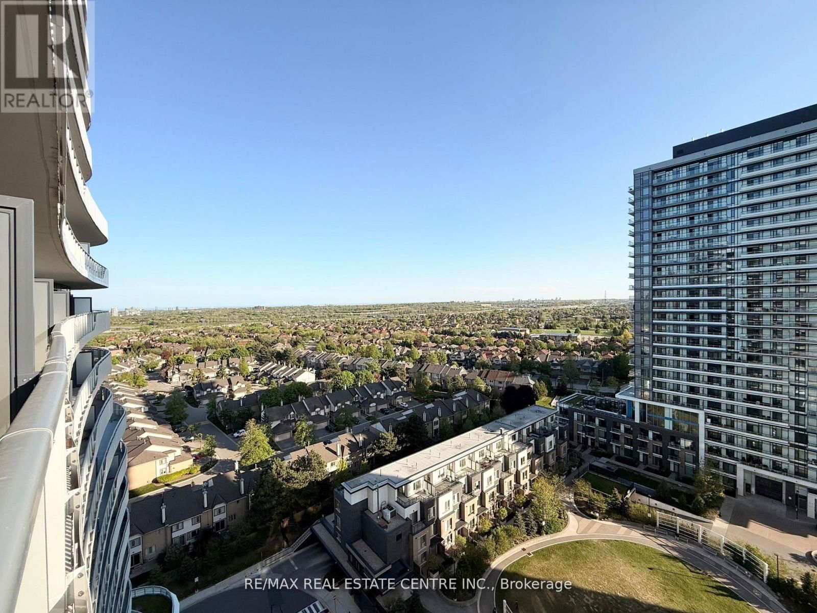1322 - 2520 EGLINTON AVENUE Image 32