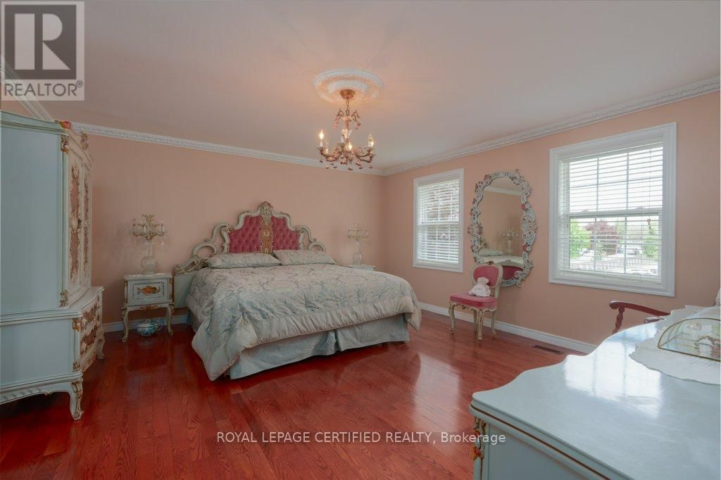 26 MADRID CRESCENT Image 23