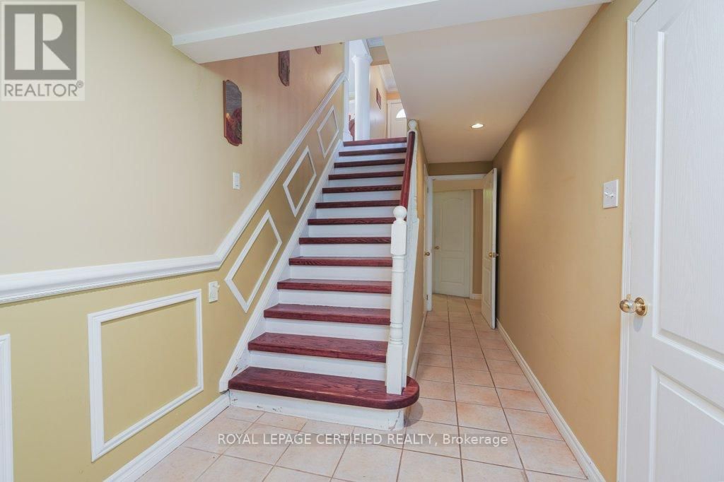 26 MADRID CRESCENT Image 30