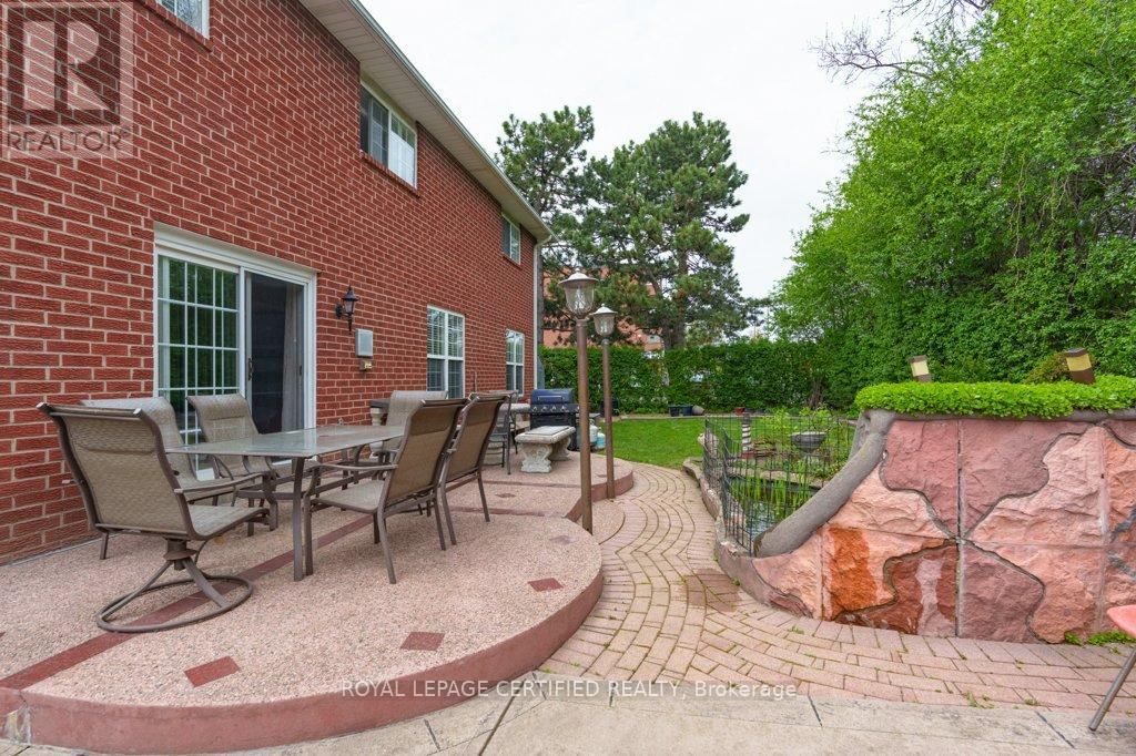 26 MADRID CRESCENT Image 42