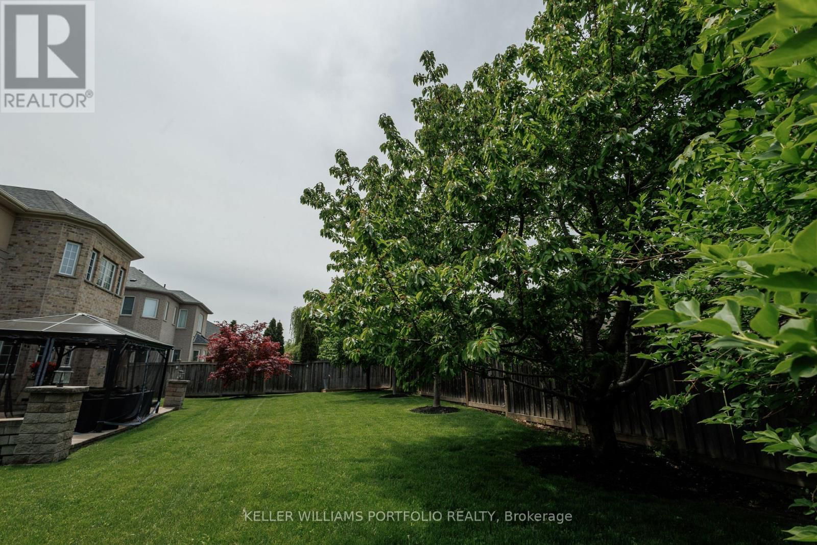 26 LOUVAIN DRIVE Image 45
