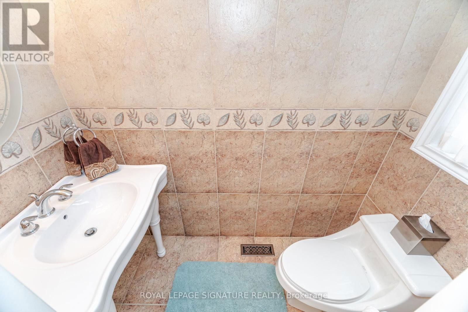 1575 DEWBERRY CRESCENT Image 15