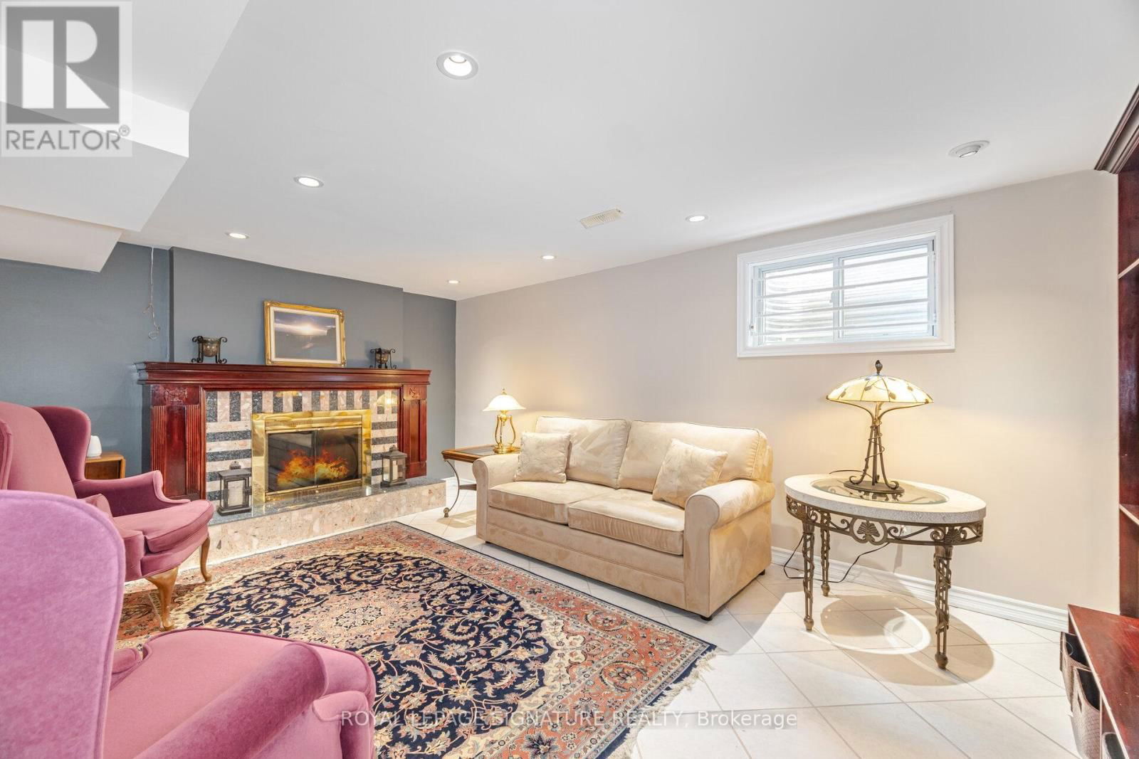 1575 DEWBERRY CRESCENT Image 30