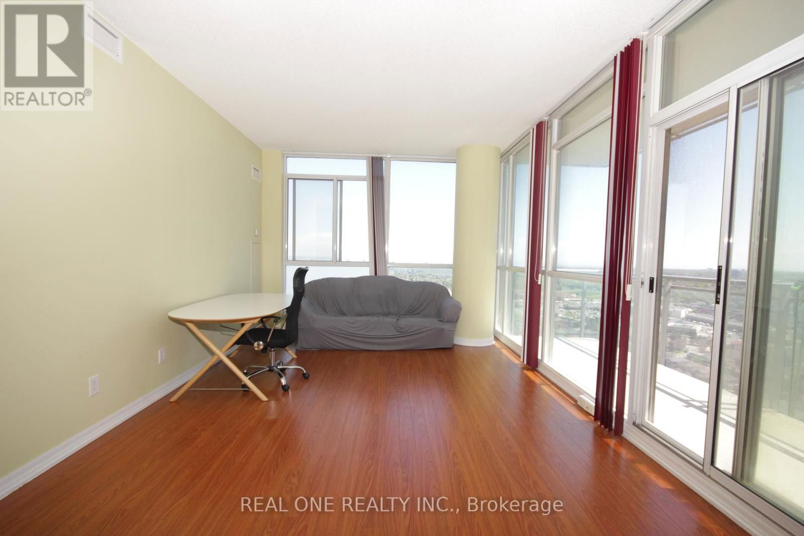2110 - 225 WEBB DRIVE Image 4