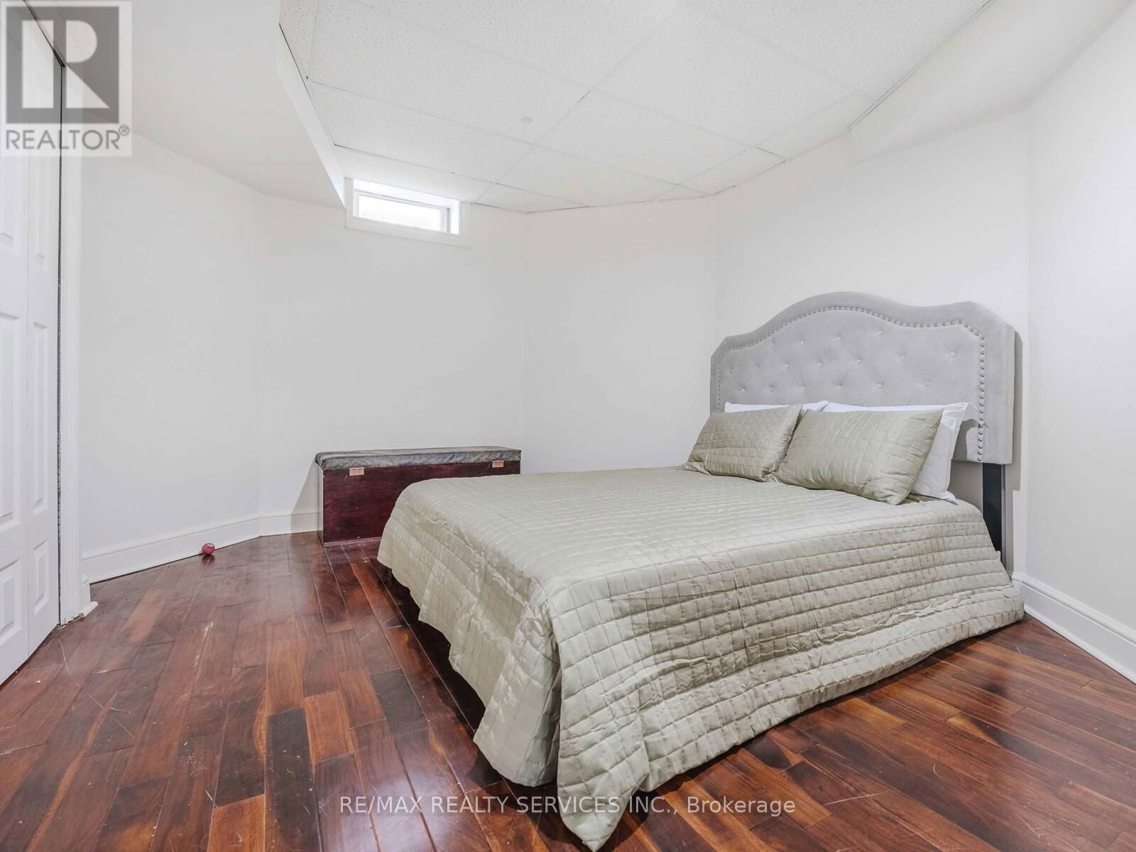 242 MILKWEED WAY Image 37