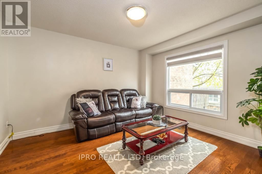 26 - 2155 DUNCASTER DRIVE Image 14
