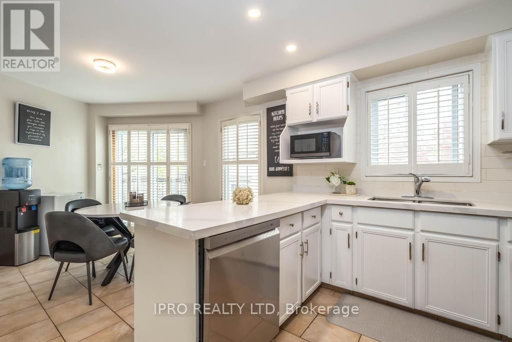 26 - 2155 DUNCASTER DRIVE Image 18